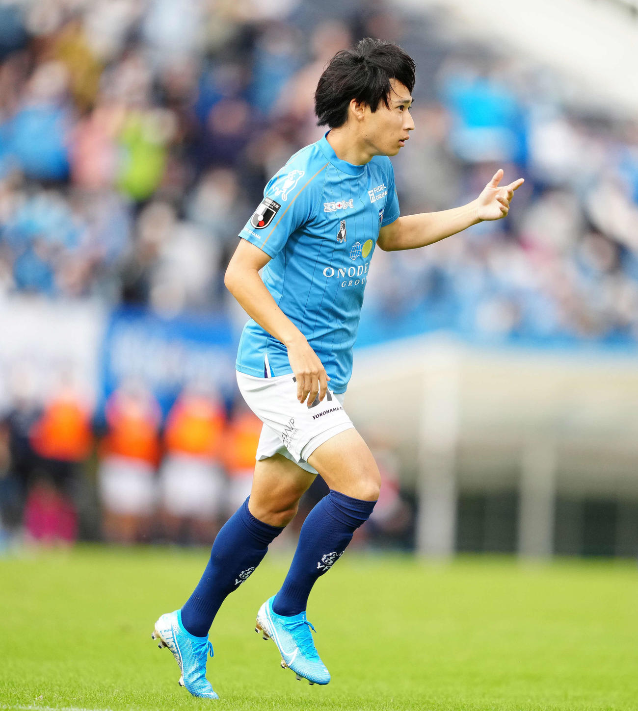 横浜FC対徳島　前半、先制ゴールを決めた横浜FC松尾（撮影・江口和貴）