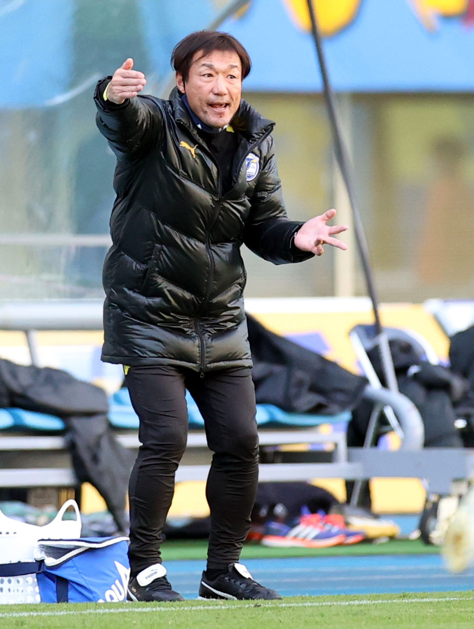大分片野坂監督（20年11月）