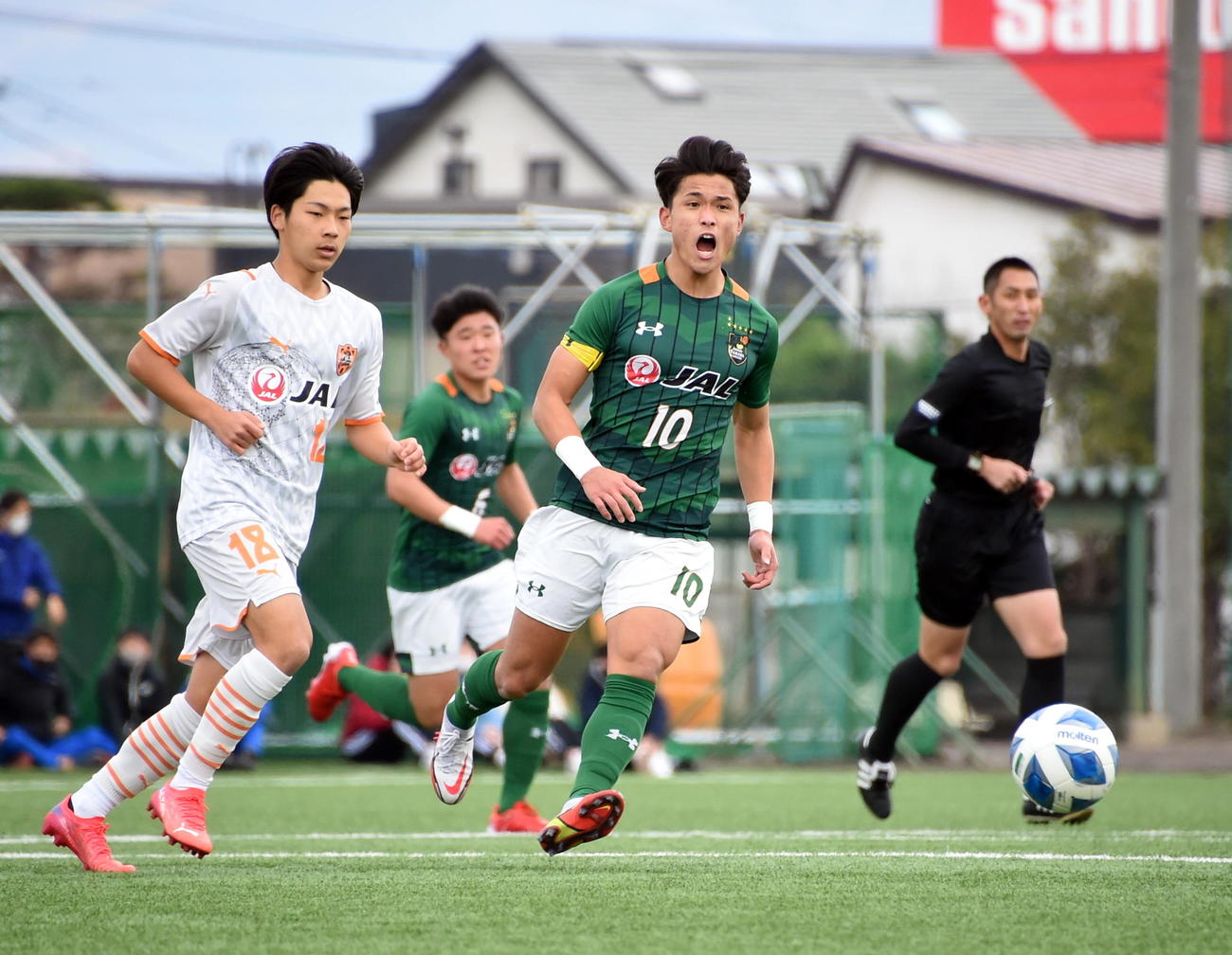青森山田2位後退、清水との頂上決戦で手痛い黒星「ちょっと嫌な感じ