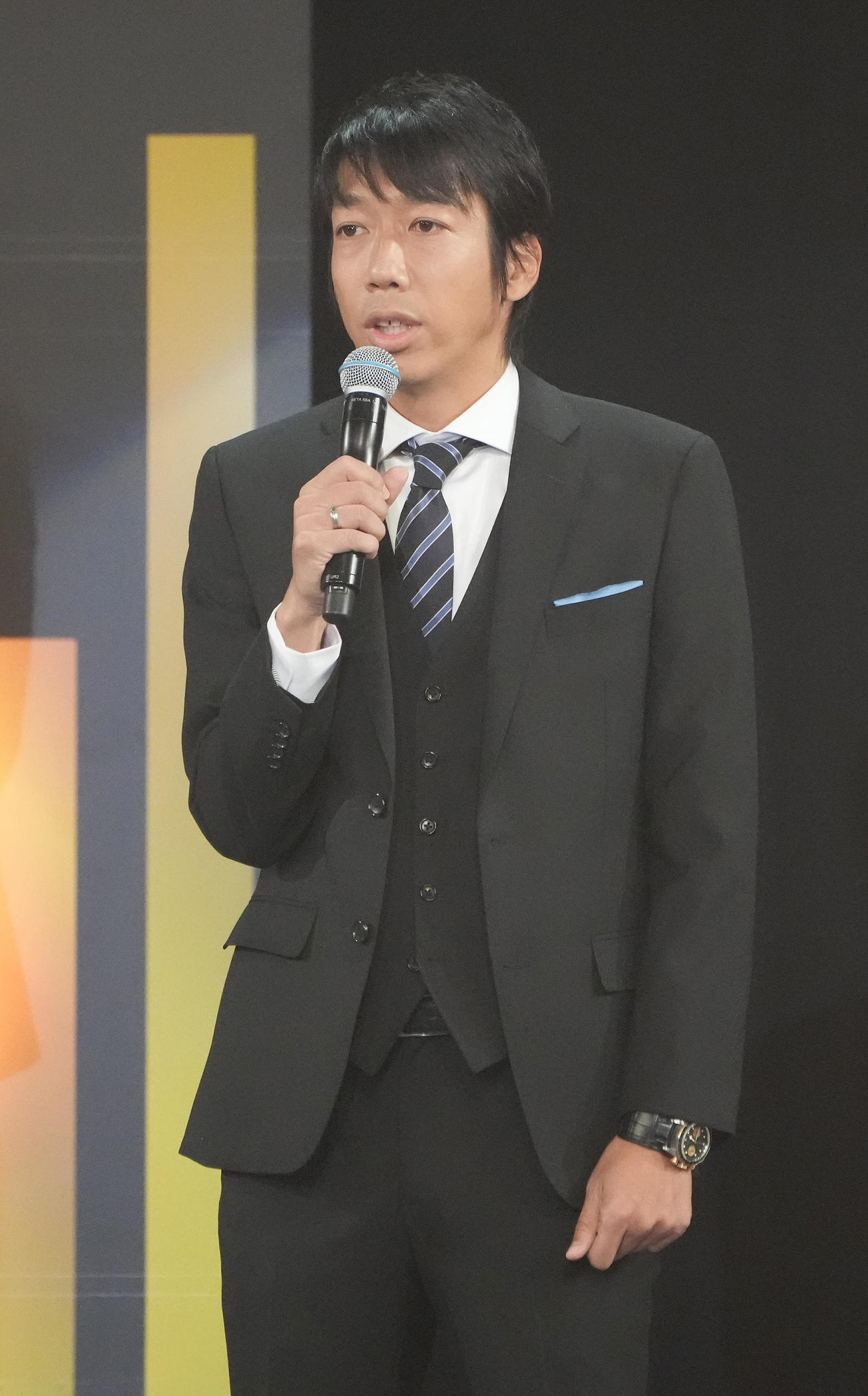 功労選手賞を受賞した中村憲剛氏（撮影・鈴木みどり）