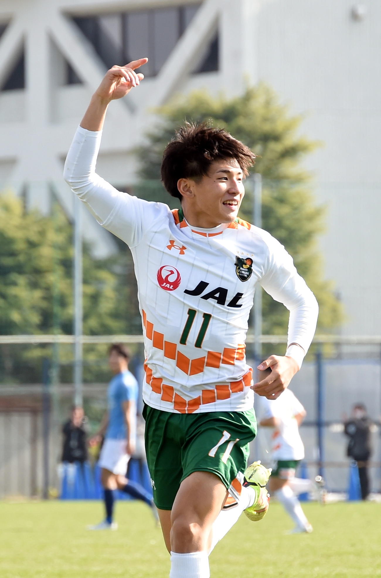 横浜FCユース対青森山田　前半3分、先制ゴールを決めて歓喜する青森山田MF藤森（撮影・山田愛斗）