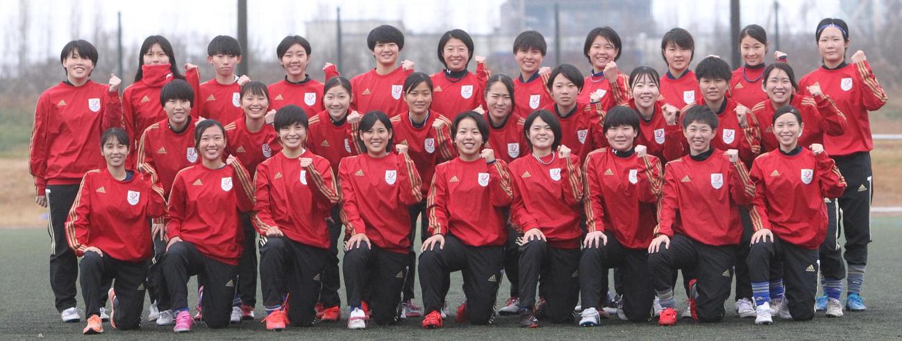 10年連続10度目のインカレ出場の新潟医療福祉大・女子メンバー（撮影　飯嶋聡美）