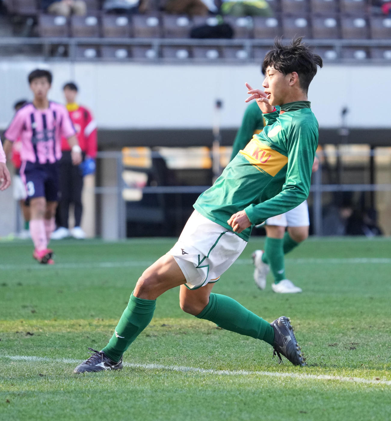 宮崎日大対静岡学園　後半、静岡学園・玄理吾はチーム7点目のゴールを奪う（撮影・小沢裕）