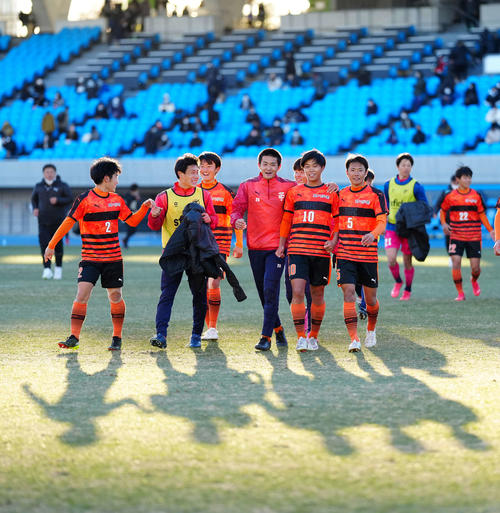 高校サッカー 高川学園 決勝点の 少しトルメンタ は アドリブ サッカー写真ニュース 日刊スポーツ