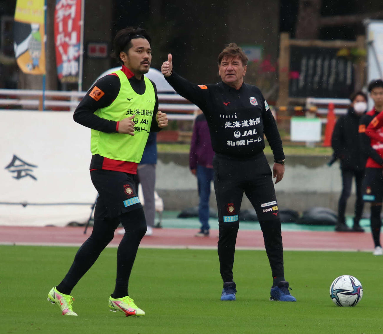 札幌ｆｗ興梠慎三 お父さんみたいな存在 再会したミシャ監督へ恩返し誓う ｊ１ 日刊スポーツ