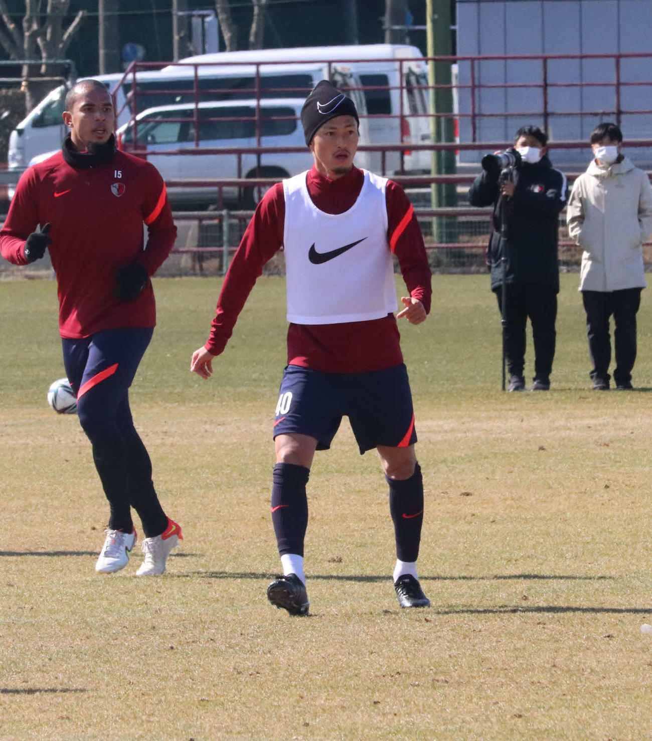 開幕を前にトレーニングに励む鹿島FW鈴木優磨