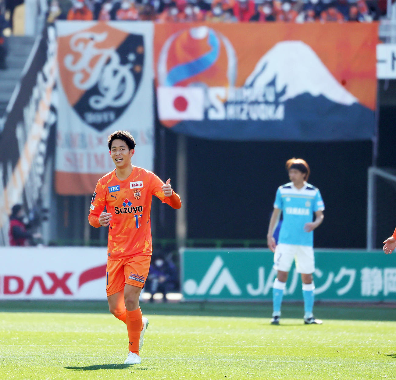 磐田対清水　後半、ゴールを決め喜ぶ清水中山（撮影・野上伸悟）