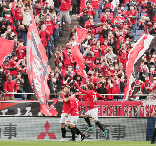 浦和 ユンカーが今季初スタメンで即ゴール 磐田遠藤fk弾で序盤から打ち合い ｊ１写真ニュース 日刊スポーツ