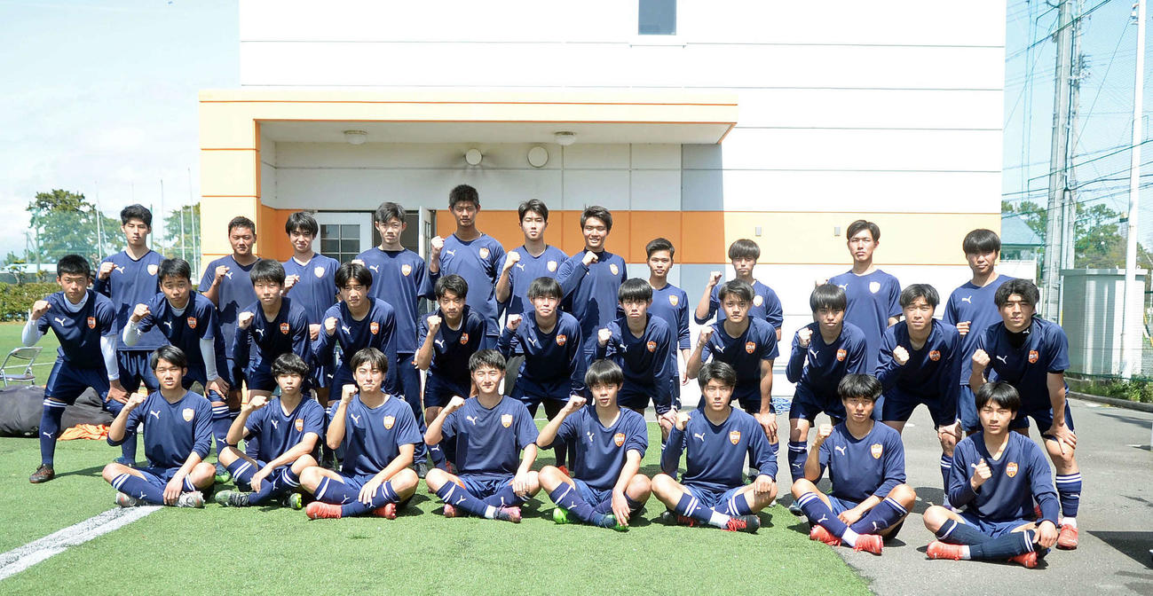 リーグ優勝を目標に掲げる清水ユースの選手たち