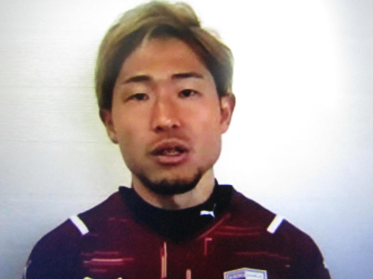 G大阪戦に向けてオンライン取材に応じる京都白井康介