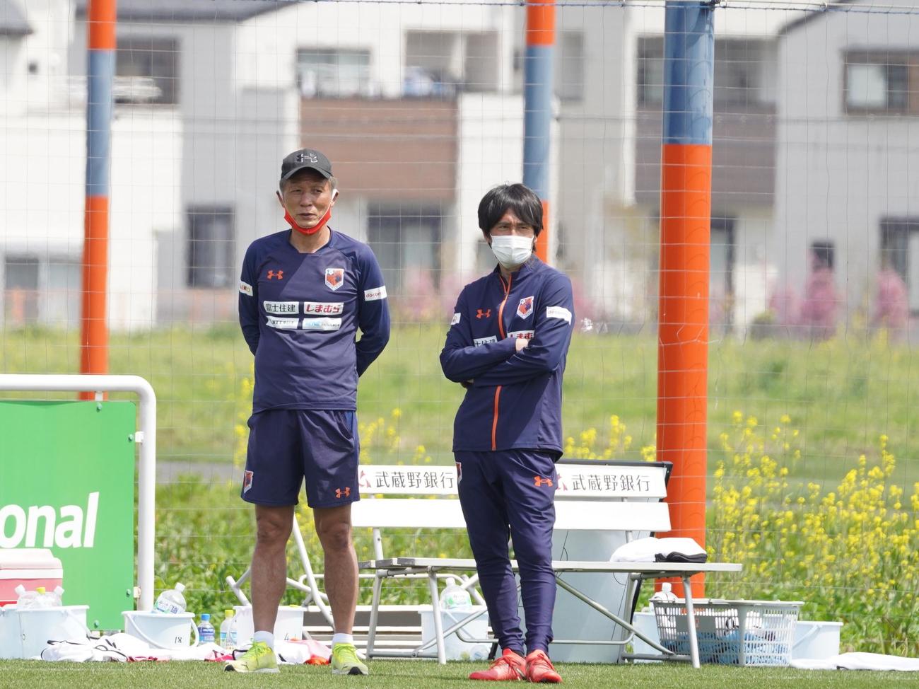 大宮アルディージャのフットボール本部長に就任した原博実氏（左）（C)1998 N.O.ARDIJA
