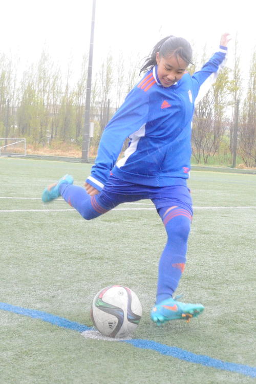 ｗｅリーグ新潟ｌ登坂夢愛 U15代表合宿で手応え スピードやクロス 1対1の対応通用した サッカー 日刊スポーツ