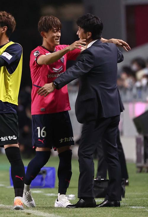 ｃ大阪 毎熊晟矢ｊ１初ｇ含む２発でホーム初勝利 期待に応えられた 攻撃的mf配置転換奏功 ｊ１ 日刊スポーツ