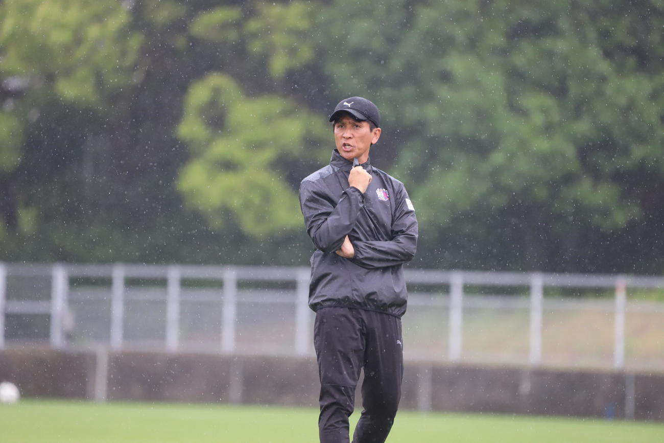 名古屋戦に臨むC大阪小菊監督（C）CEREZO OSAKA