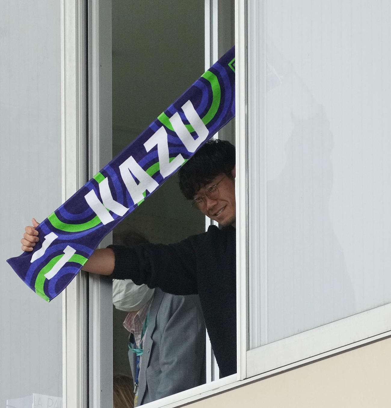 鈴鹿対HondaFC　観戦に訪れた香川（撮影・森本幸一）