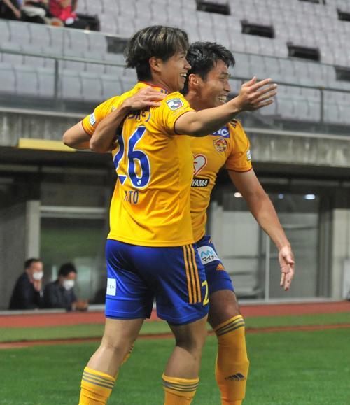 天皇杯 仙台１歩及ばずｃ大阪に逆転負け 原崎監督 課題が出た試合 セットプレーから２失点 天皇杯写真ニュース 日刊スポーツ