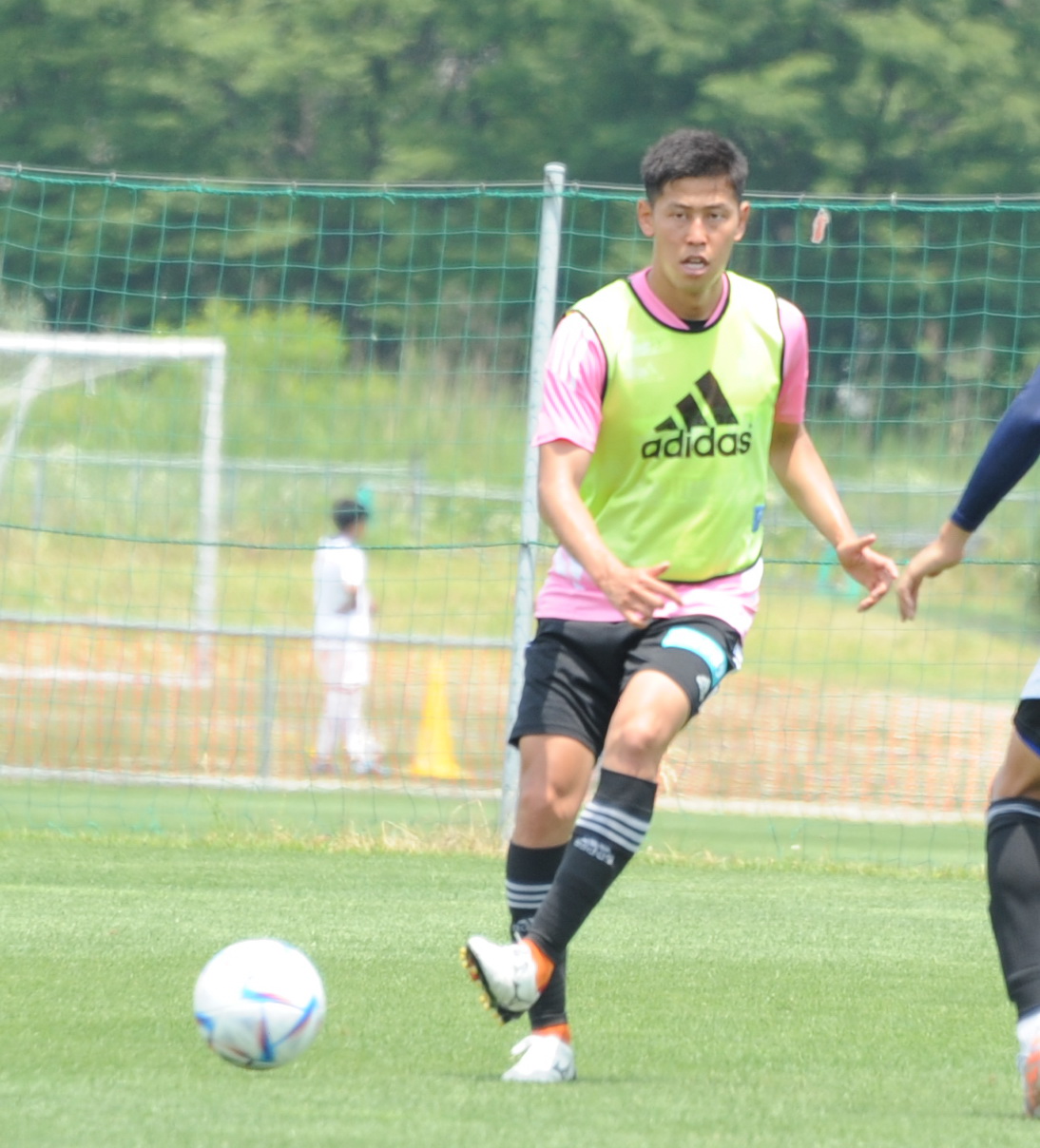 横浜FC戦に向けて調整する谷口（22日撮影）