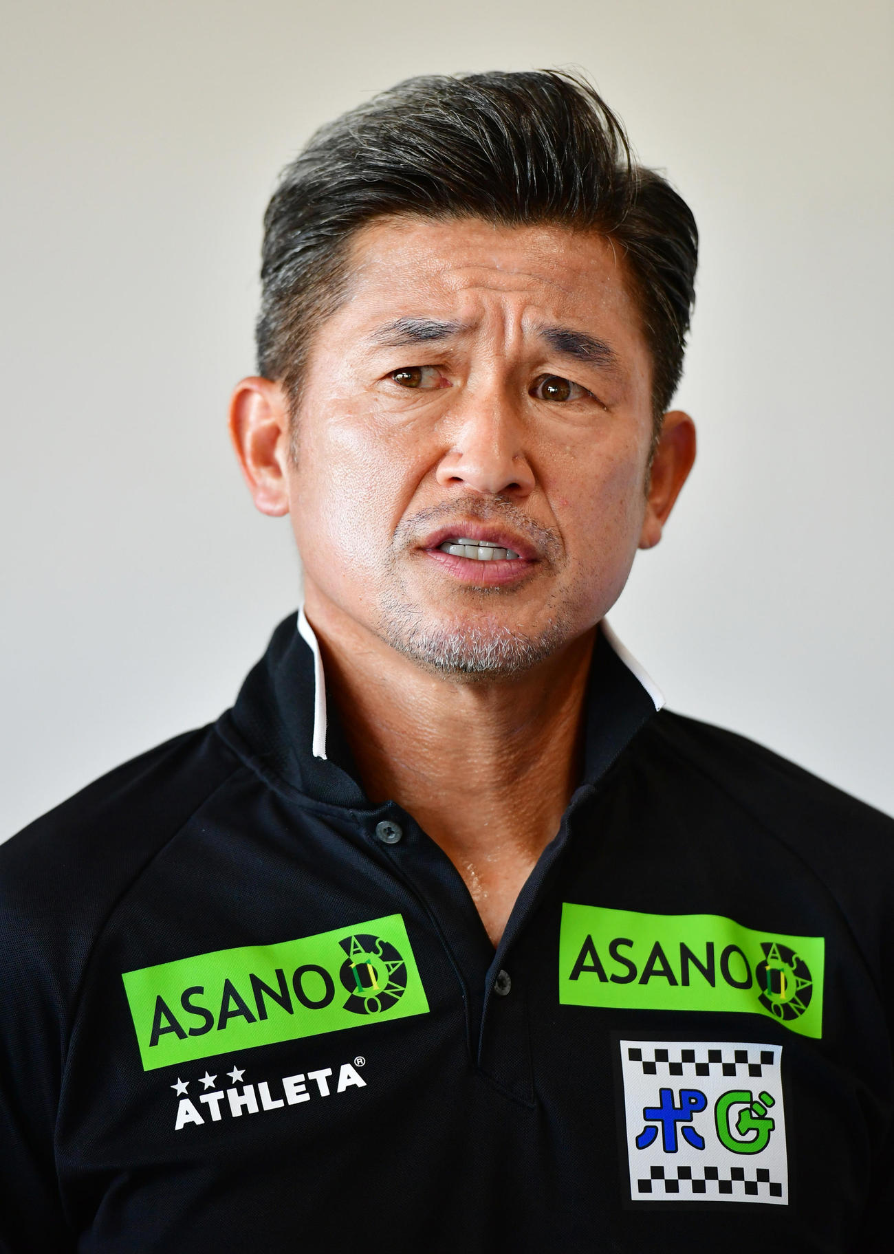 鈴鹿対奈良クラブ　試合後、会見を行う鈴鹿カズ（撮影・清水貴仁）