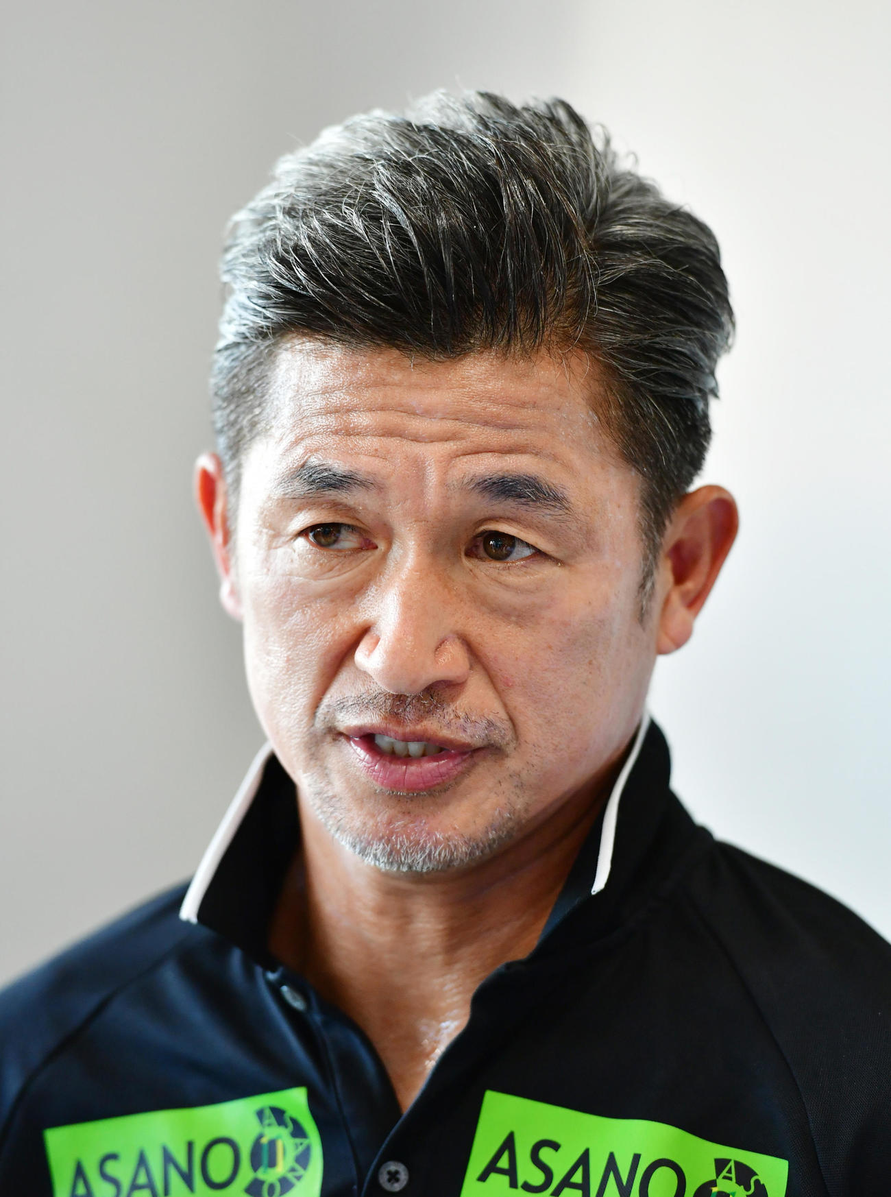 鈴鹿対奈良クラブ　試合後、会見を行う鈴鹿カズ（撮影・清水貴仁）