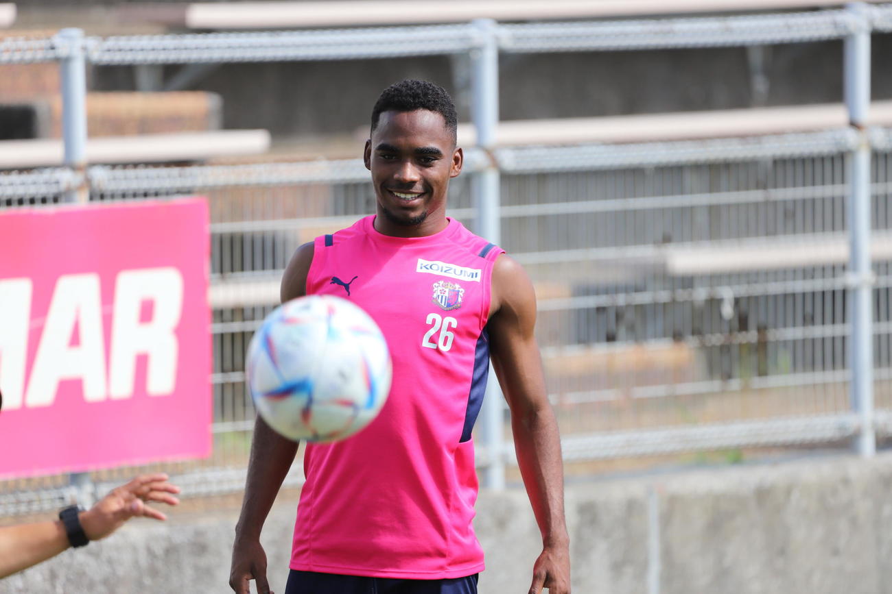 横浜戦に臨むC大阪パトリッキ（C）CEREZO OSAKA