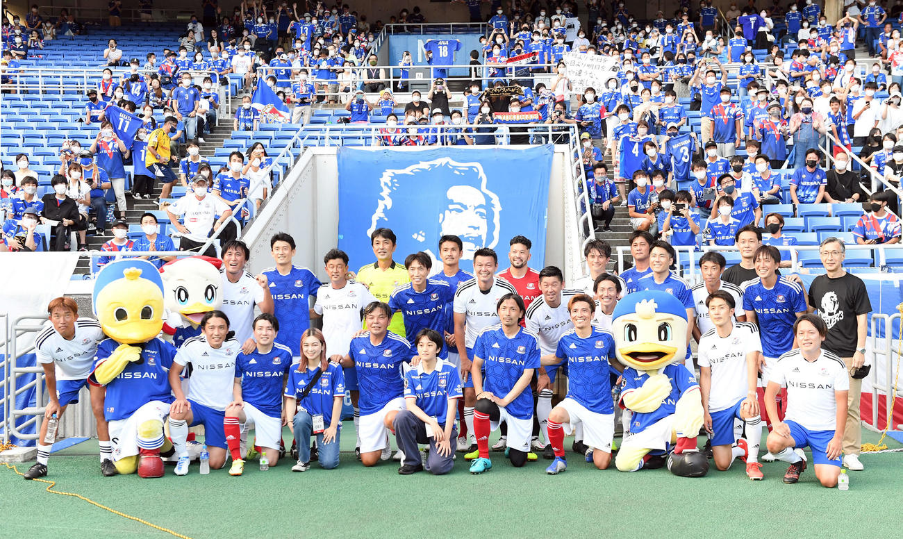 横浜 マスコットのマリノスくんj1通算500試合出場を達成 互いに降格経験のない鹿島戦で ｊ１ 日刊スポーツ