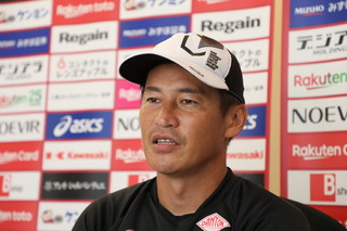 C大阪戦について語る神戸吉田孝行監督（C）VISSEL KOBE