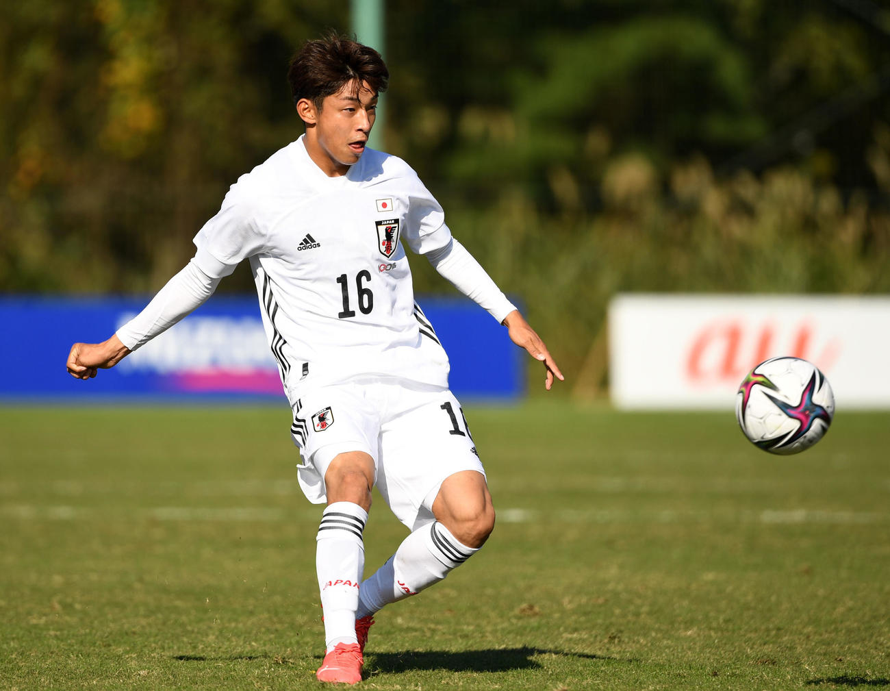 21年10月28日、U－23アジア杯予選　日本対香港に出場した半田陸