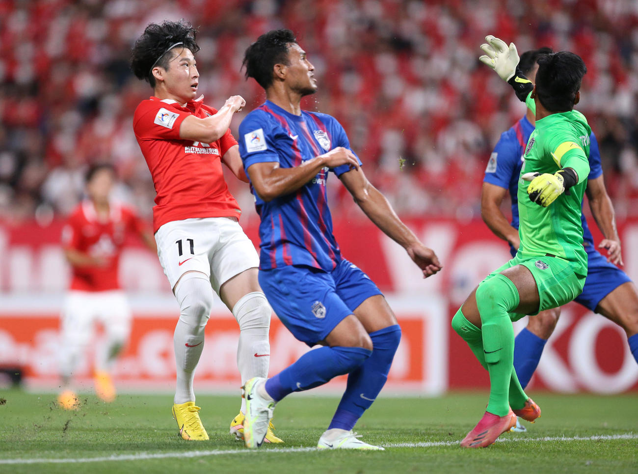 ACLジョホール対浦和　前半、シュートは枠を捉えない浦和松尾（撮影・宮地輝）