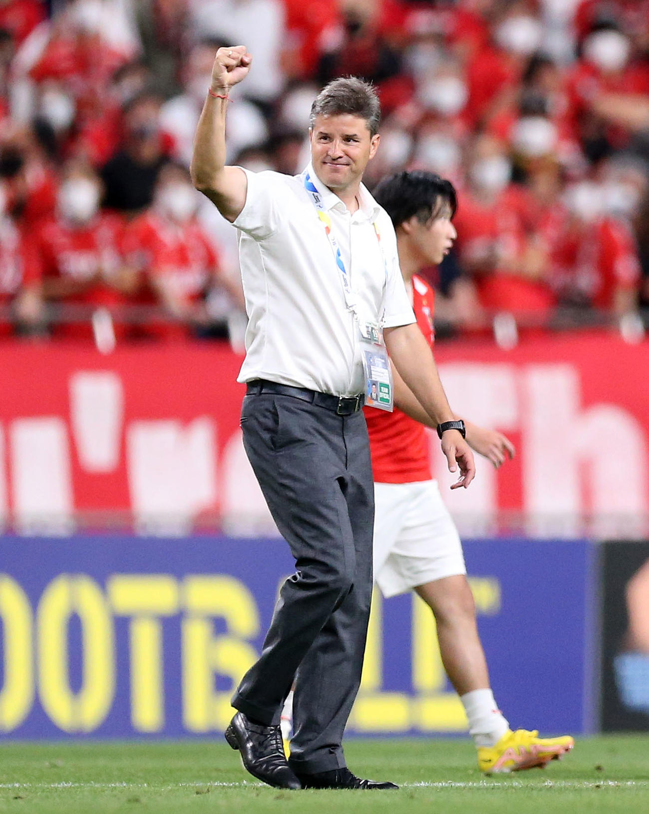 ACLジョホール対浦和　ジョホールに勝利し、ガッツポーズするロドリゲス監督（撮影・宮地輝）