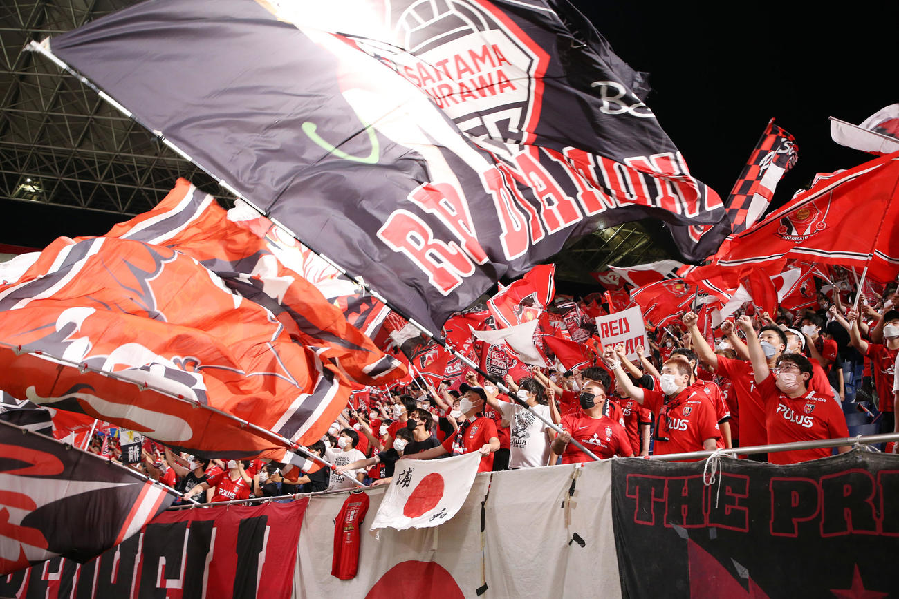 浦和対全北　浦和を応援するサポーター（撮影・宮地輝）