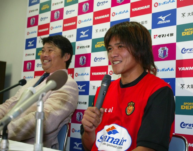 大久保嘉人と西村昭宏氏（2005年6月14日）