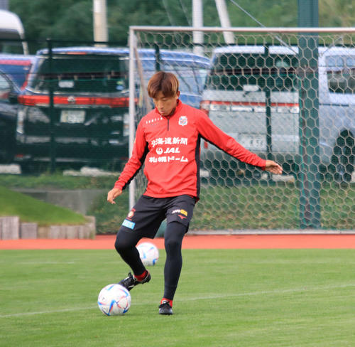 札幌 金子拓郎j1通算100試合目出場へ コンサドーレで達成はうれしい 勝利で残留決定 ｊ１写真ニュース 日刊スポーツ