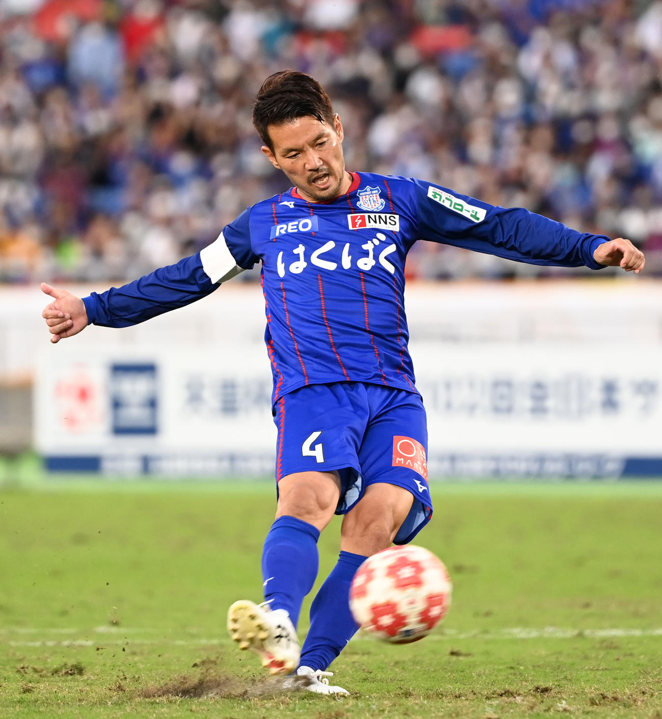 甲府対広島　PK戦、5人目キッカーの甲府山本（撮影・横山健太）