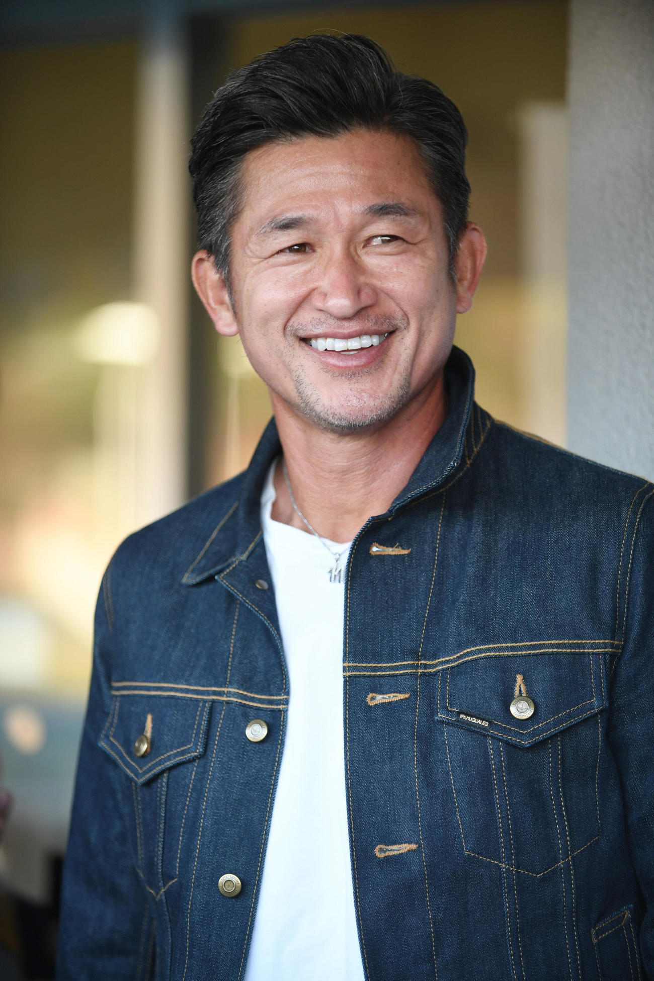 試合後、笑顔でインタビューに答える鈴鹿三浦知（撮影・滝沢美穂子）