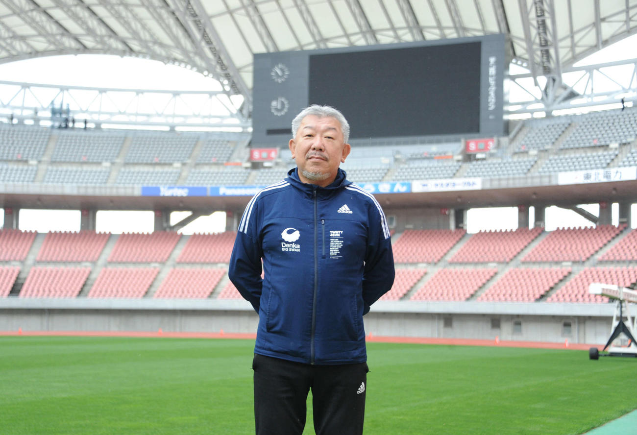 「常に満員のスタジアムになってほしい」と話す若杉所長