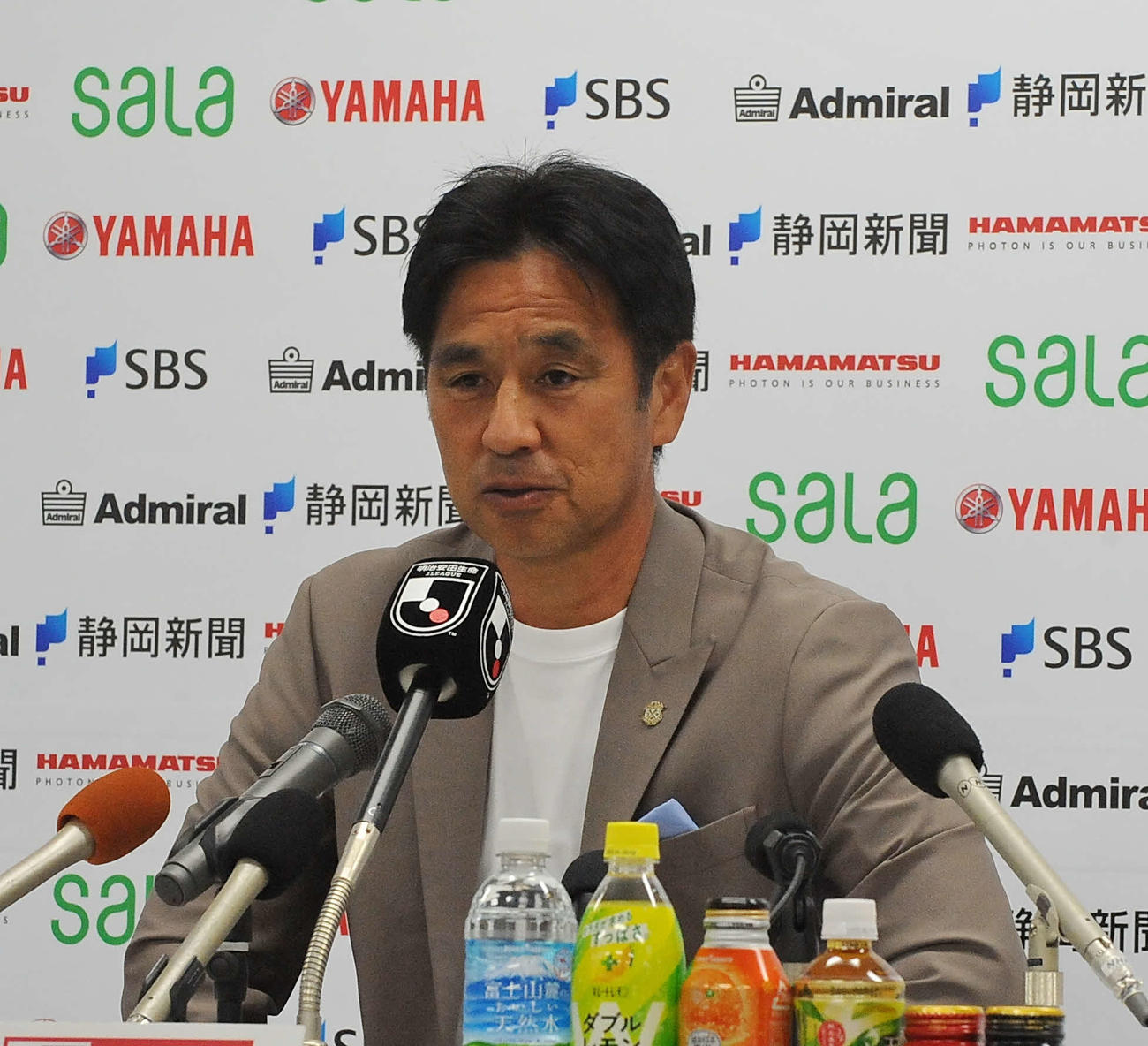 京都戦の試合後に会見する磐田の渋谷監督（22年11月5日撮影）