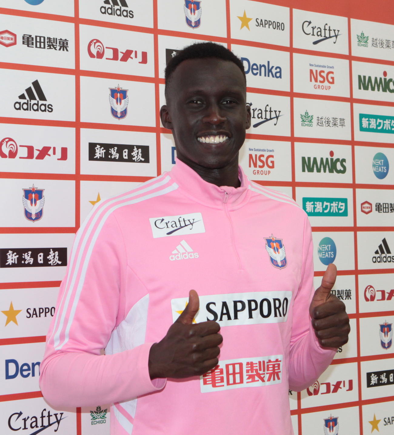 W杯カタール大会のオーストラリア代表に選出されたJ2新潟のトーマス・デン