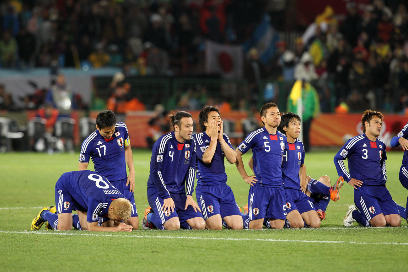 10年6月　W杯決勝トーナメント1回戦でパラグアイにPK負けを喫した日本