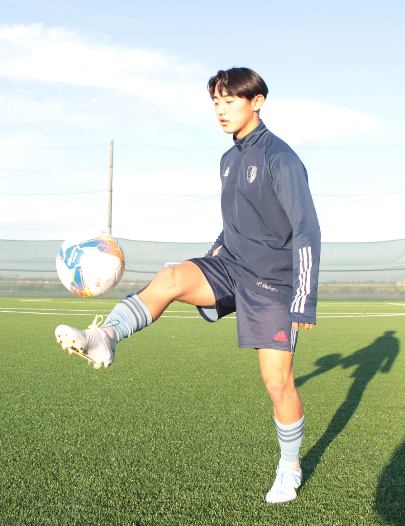自在にボールを操る新潟明訓・高井