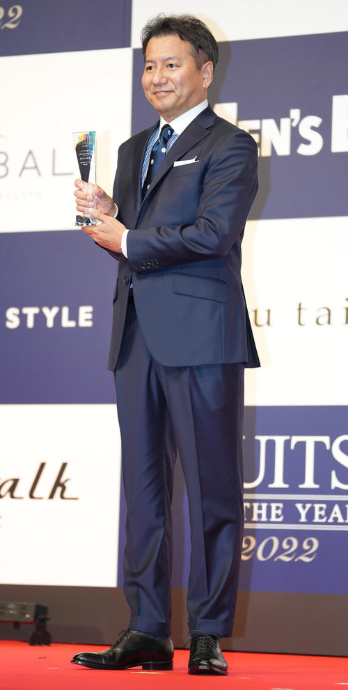 野々村芳和チェアマン 50代になってもらえるとは スーツ オブ ザ イヤー 声出しに持論も サッカー 日刊スポーツ