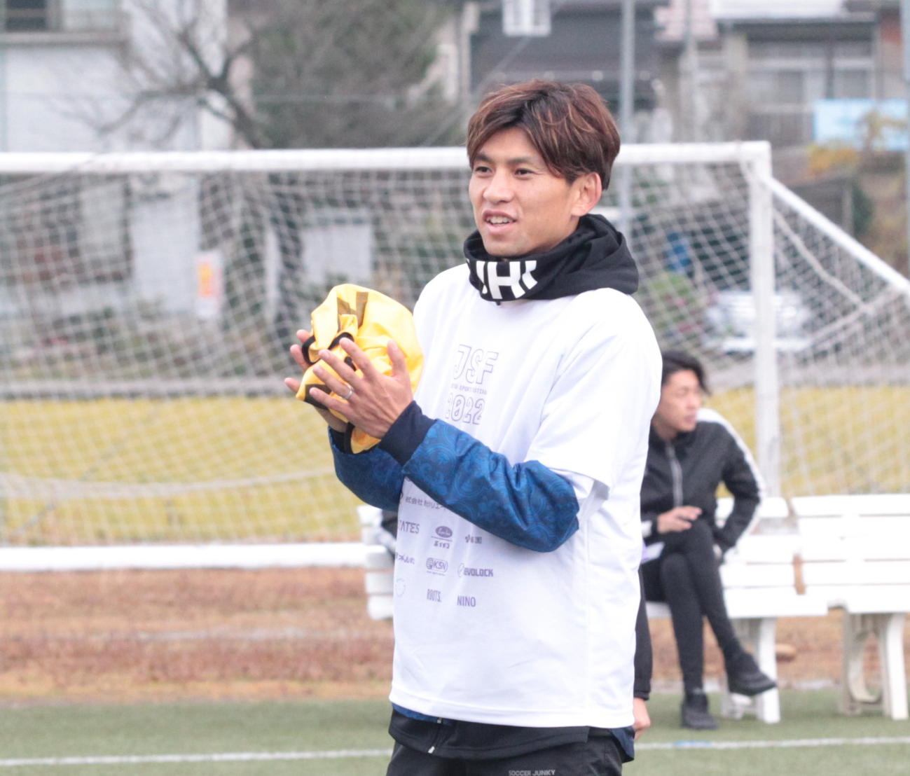 上越市でのサッカー教室に参加する上越市出身のJ1湘南・大野
