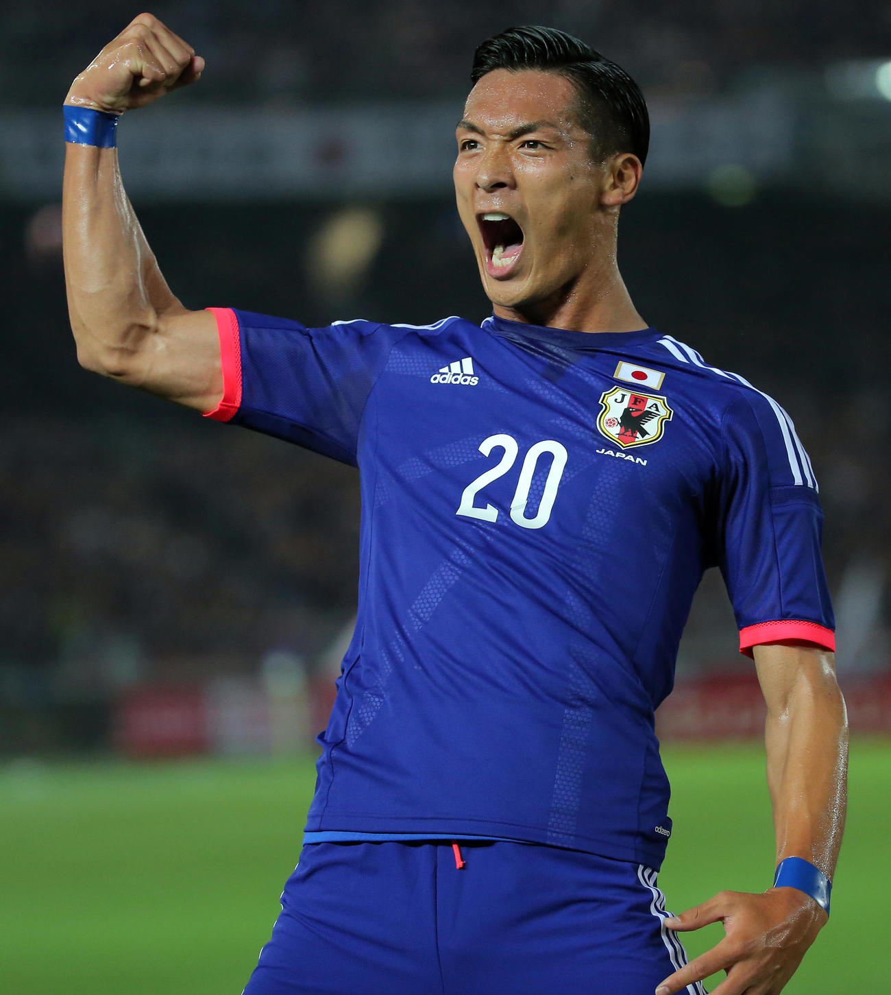 15年6月11日、日本対イラク　前半、チーム2点目のゴールを決め、ガッツポーズで歓喜する槙野智章