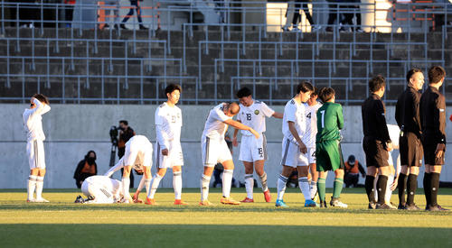 高校サッカー 羽黒 山形県勢16年連続初戦敗退 全国レベルに及ばなかった 瀬戸遙太主将 サッカー写真ニュース 日刊スポーツ 高校サッカー 羽黒 山形県勢16年連続初戦敗退 全国レベルに及ばなかった 瀬戸遙太主将 サッカー写真ニュース 日刊スポーツ