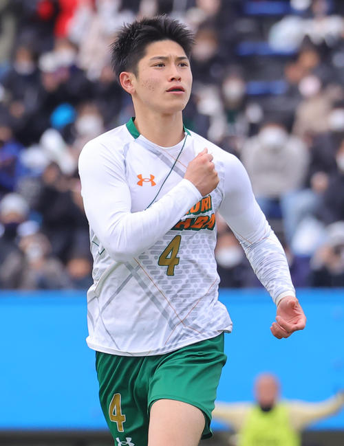 高校サッカー】青森山田が初戦突破 DF三橋春希が決勝ヘッド、正木新