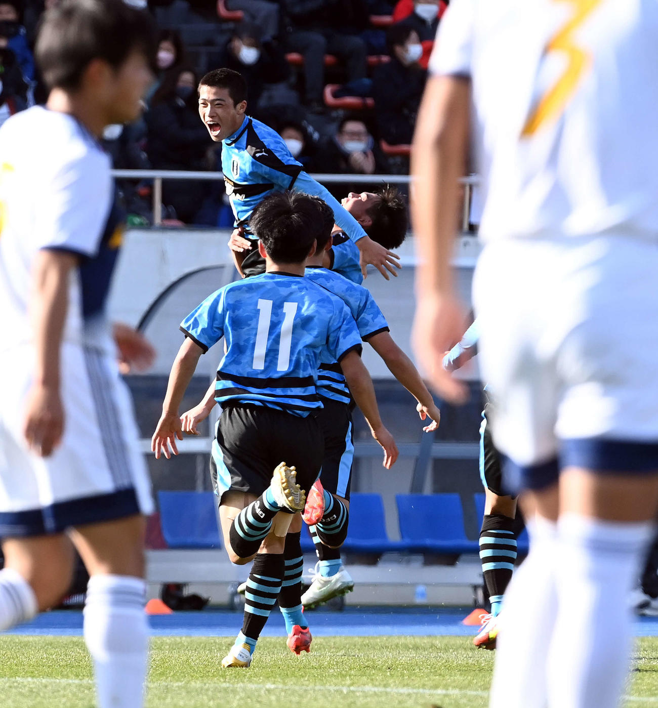 鹿島学園対岡山学芸館　後半、決勝ゴールを決め喜びを爆発させる岡山学芸館・山田（撮影・たえ見朱実）