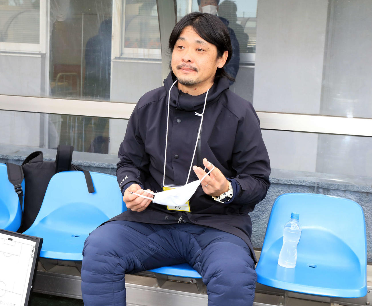 昌平対近江　近江の前田監督（撮影・浅見桂子）