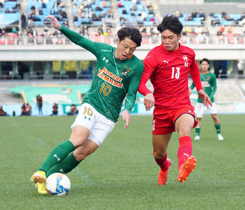 高校サッカー】青森山田2連覇ならず 背番号「10」小湊絆「この悔しさ