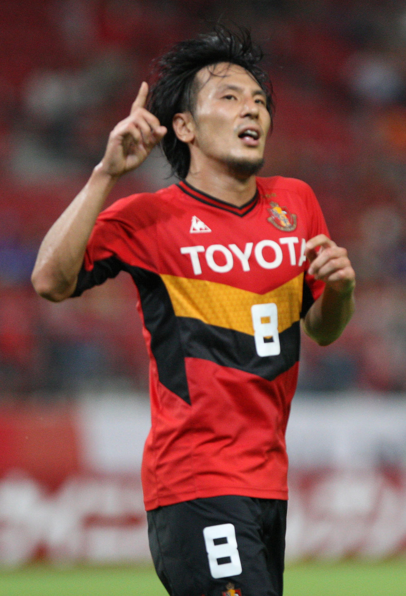 2011年8月、甲府戦で2点目のゴールを決め喜ぶ名古屋MF藤本淳吾