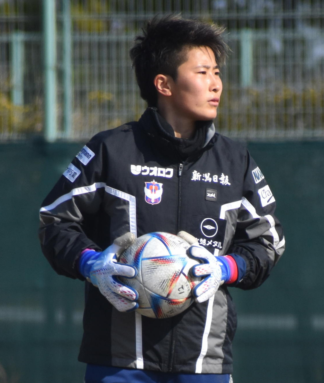 アルビレックス新潟レディースの大阪キャンプで汗を流す平尾（クラブ提供）