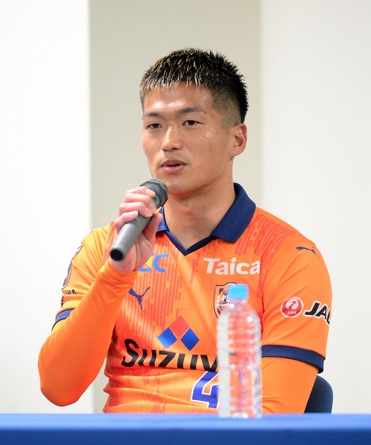 意気込みを語る清水北川